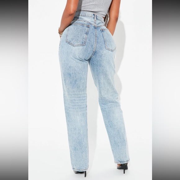 Fashion Nova Crossover Straight Leg Jeans - Light Blue Wash Size 1 - Picture 4 of 9